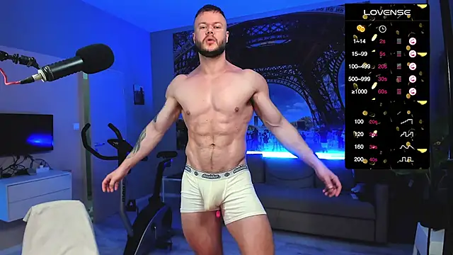 Snapshot of kingjamesuk chatting on February 17, 1:18 pm kingjamesuk online show from February 17, 1:18 pm