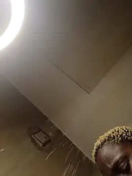 Snapshot of Crazybitchtheanalgoddess4 chatting on February 13, 2:01 am Crazybitchtheanalgoddess4 online show from February 13, 2:01 am