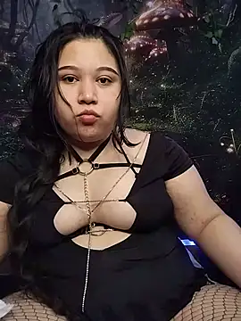 Snapshot of sharyl_24 chatting on June 24, 3:00 pm sharyl 24 online show from June 24, 3:00 pm