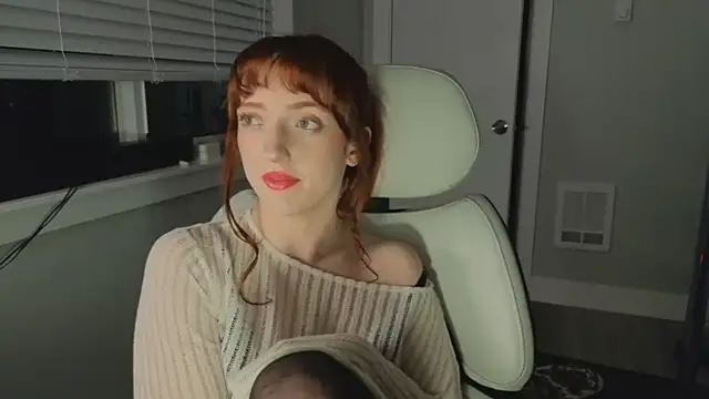 foxxyyyred online show from January 12, 7:02 am