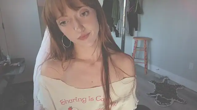 foxxyyyred online show from May 31, 2:31 am