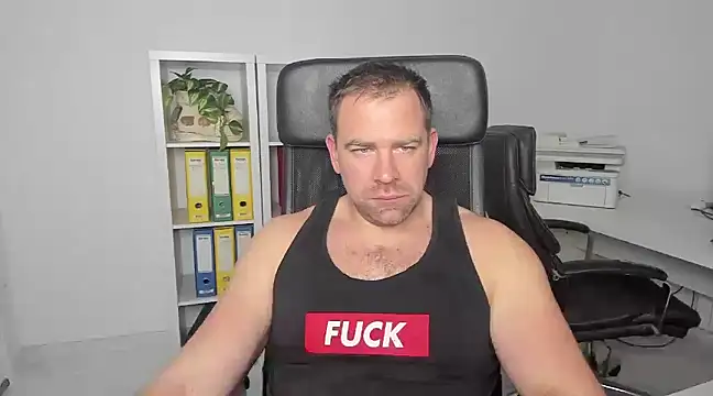 John-E-Dough online show from January 14, 4:25 am