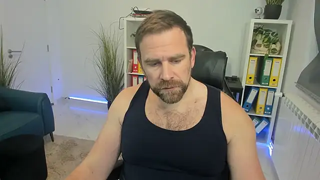 John-E-Dough online show from December 2, 8:52 am