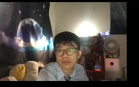 Snapshot of ex199212 chatting on February 15, 11:17 am ex199212 online show from February 15, 11:17 am