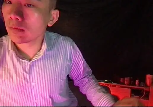 Snapshot of ex199212 chatting on March 9, 1:15 pm ex199212 online show from March 9, 1:15 pm