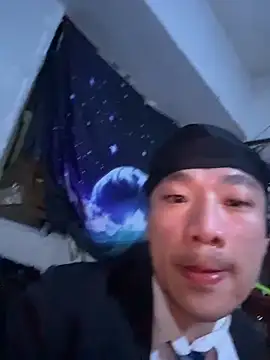 ex199212 online show from June 5, 12:55 pm
