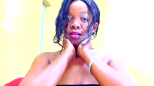 Snapshot of Mollybrookexx chatting on April 28, 12:20 am Mollybrookexx online show from April 28, 12:20 am