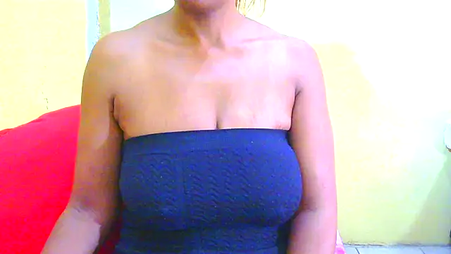 Snapshot of Mollybrookexx chatting on June 9, 6:58 am Mollybrookexx online show from June 9, 6:58 am