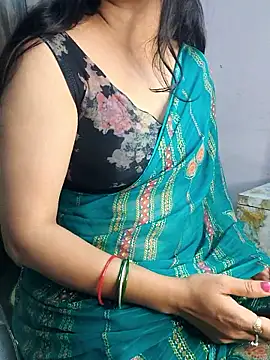 Snapshot of santurmom chatting on January 5, 5:27 pm santurmom online show from January 5, 5:27 pm