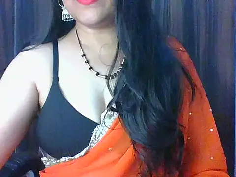 Snapshot of santurmom chatting on February 19, 5:42 pm santurmom online show from February 19, 5:42 pm