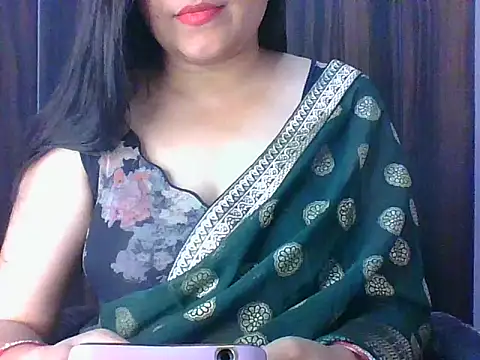 Snapshot of santurmom chatting on February 25, 5:44 pm santurmom online show from February 25, 5:44 pm