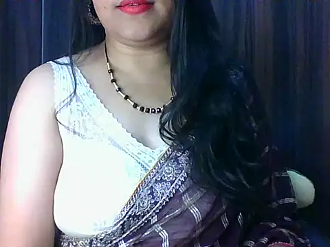 Snapshot of santurmom chatting on March 3, 6:03 pm santurmom online show from March 3, 6:03 pm