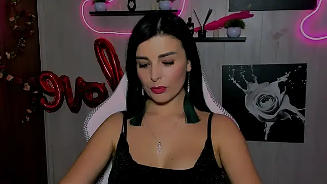 KayWuds online show from February 28, 3:26 pm