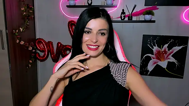 KayWuds online show from March 7, 5:17 pm