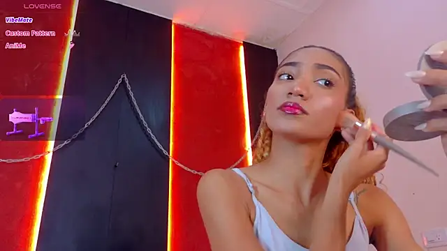 Charlotte Love10 online show from February 4, 11:38 am