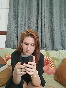 Snapshot of Khalee_si chatting on May 20, 8:04 pm Khalee si online show from May 20, 8:04 pm