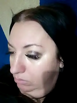 Snapshot of Veronica-Celie chatting on December 31, 6:57 pm Veronica-Celie online show from December 31, 6:57 pm