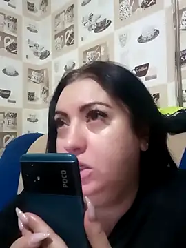 Snapshot of Veronica-Celie chatting on January 3, 4:48 pm Veronica-Celie online show from January 3, 4:48 pm