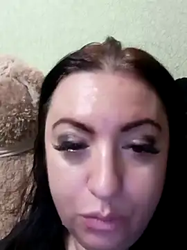 Snapshot of Veronica-Celie chatting on January 3, 8:22 pm Veronica-Celie online show from January 3, 8:22 pm