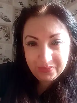 Snapshot of Veronica-Celie chatting on February 9, 9:37 am Veronica-Celie online show from February 9, 9:37 am