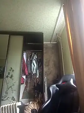 Snapshot of Veronica-Celie chatting on March 6, 5:57 am Veronica-Celie online show from March 6, 5:57 am