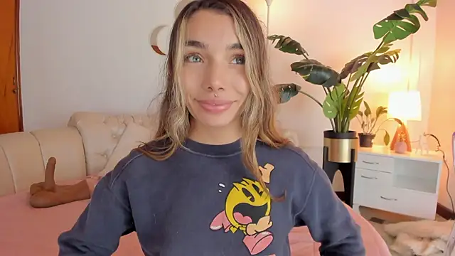 Mollymoon1 online show from February 23, 9:23 pm