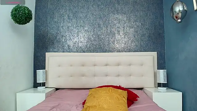 Celestial Queen  online show from January 17, 12:32 pm