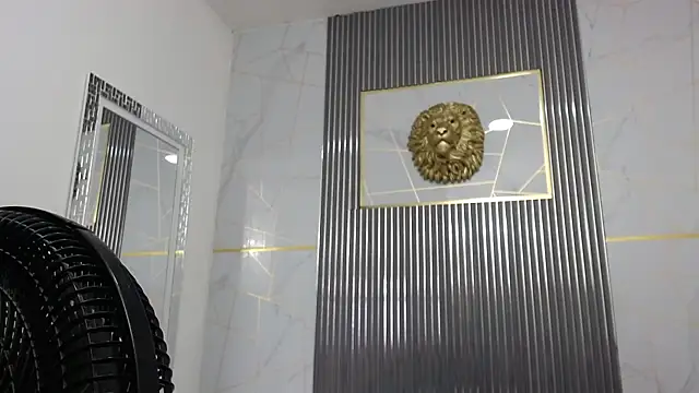 Snapshot of Celestial_Queen_ chatting on May 11, 12:44 pm Celestial Queen online show from May 11, 12:44 pm