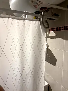 lescro95  online show from November 2, 3:03 pm