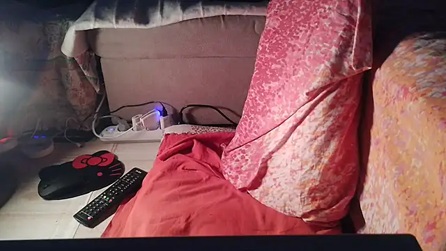 VeneRed online show from March 2, 12:42 am