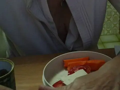 VeneRed online show from October 24, 4:03 pm