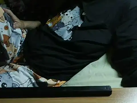 Snapshot of VeneRed chatting on May 28, 8:39 pm VeneRed online show from May 28, 8:39 pm