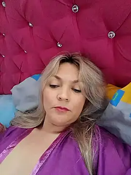 MalorySweet online show from February 9, 3:23 pm