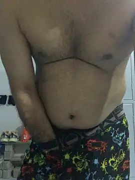 Snapshot of desiduzz21 chatting on June 3, 2:55 pm desiduzz21 online show from June 3, 2:55 pm
