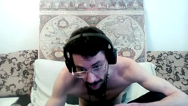 Snapshot of casualtimepassenger chatting on March 2, 9:53 am casualtimepassenger online show from March 2, 9:53 am