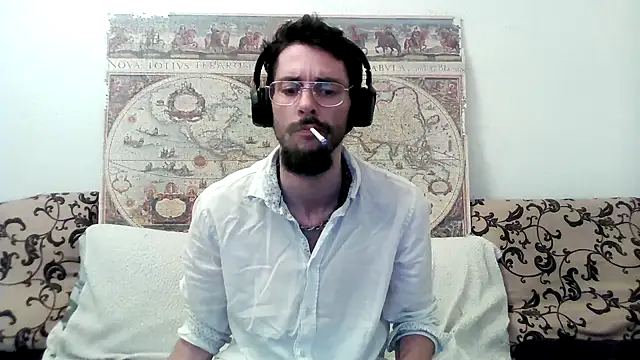 Snapshot of casualtimepassenger chatting on March 2, 7:23 pm casualtimepassenger online show from March 2, 7:23 pm