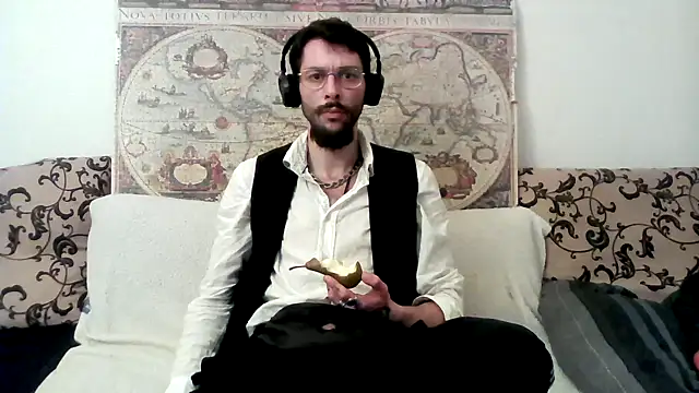 Snapshot of casualtimepassenger chatting on March 4, 8:49 pm casualtimepassenger online show from March 4, 8:49 pm