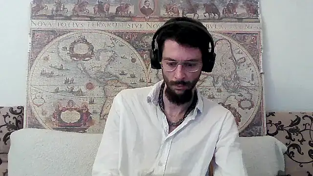 Snapshot of casualtimepassenger chatting on March 5, 4:34 am casualtimepassenger online show from March 5, 4:34 am