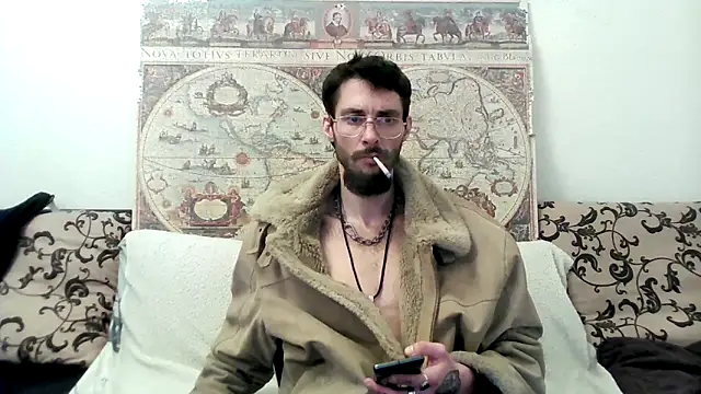 Snapshot of casualtimepassenger chatting on March 7, 10:32 pm casualtimepassenger online show from March 7, 10:32 pm