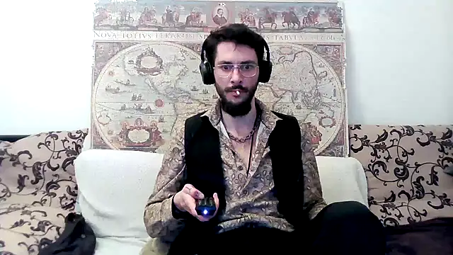 Snapshot of casualtimepassenger chatting on March 16, 12:01 am casualtimepassenger online show from March 16, 12:01 am