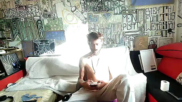 Snapshot of casualtimepassenger chatting on July 2, 5:35 am casualtimepassenger online show from July 2, 5:35 am
