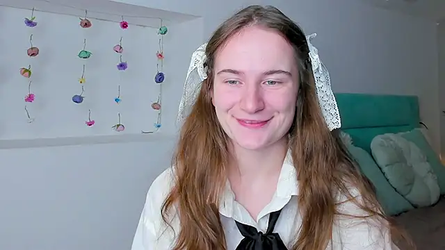 L1ittle kitty  online show from November 16, 6:41 am