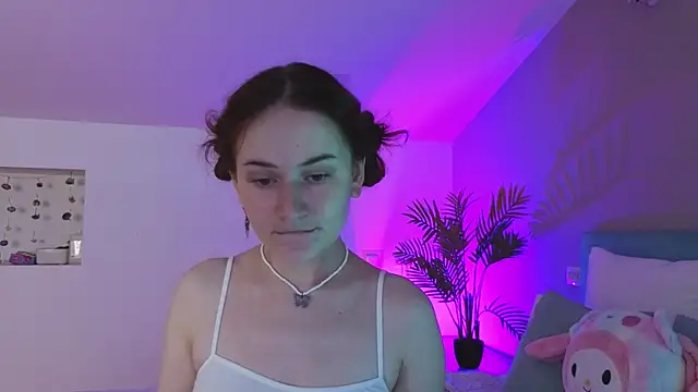 Snapshot of L1ittle_kitty_ chatting on June 29, 5:35 am L1ittle kitty online show from June 29, 5:35 am