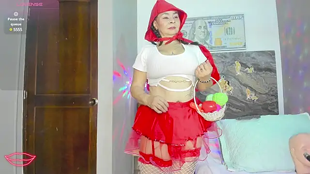 cloee-rabbyt online show from February 15, 12:01 pm