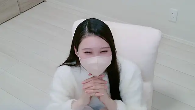 Snapshot of yuki_room chatting on April 1, 12:06 pm yuki room online show from April 1, 12:06 pm