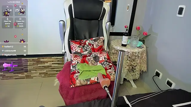 valeria hurtado online show from January 28, 8:25 am