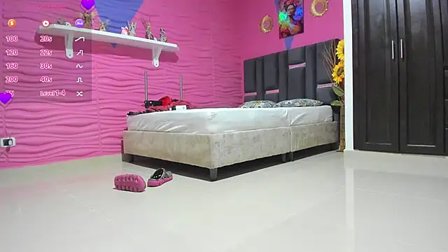 valeria hurtado online show from March 6, 2:19 am