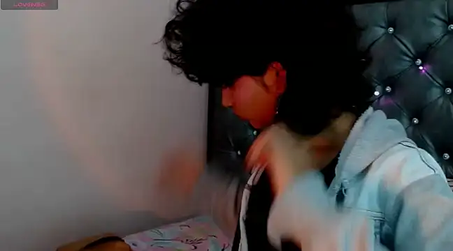 Snapshot of ToshiaKimich chatting on March 13, 7:06 pm ToshiaKimich online show from March 13, 7:06 pm