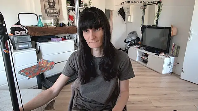 CeriseLapine online show from December 5, 1:42 pm