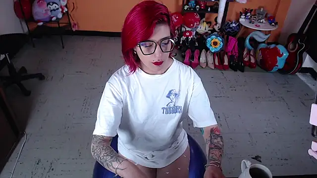 Snapshot of MissMiia2 chatting on March 20, 12:53 pm MissMiia2 online show from March 20, 12:53 pm